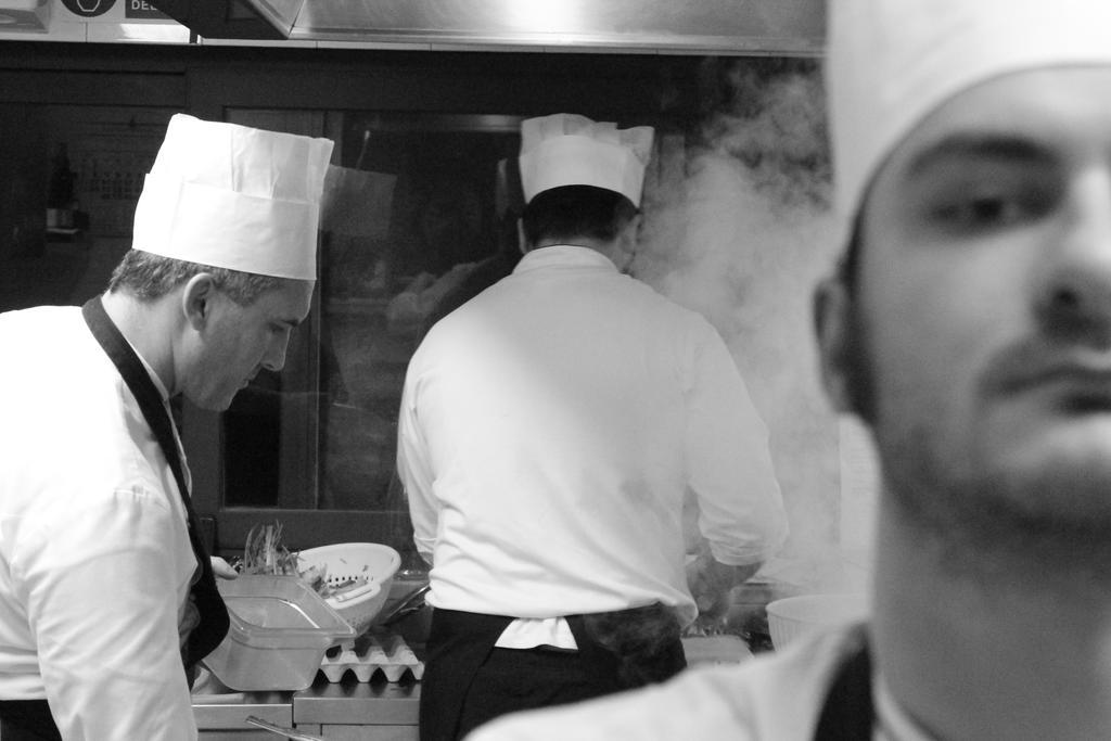 Locanda Del Pesce Briaco, B&B لوكا المظهر الخارجي الصورة
