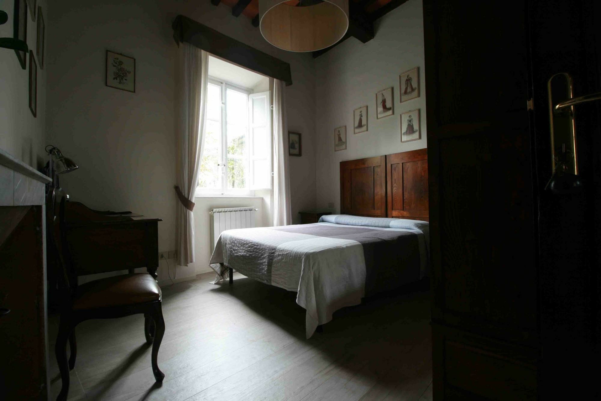 Locanda Del Pesce Briaco, B&B لوكا المظهر الخارجي الصورة